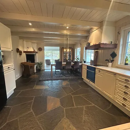 Holiday home Sommerferie I Skjaergardsidyll Pa Langenes I